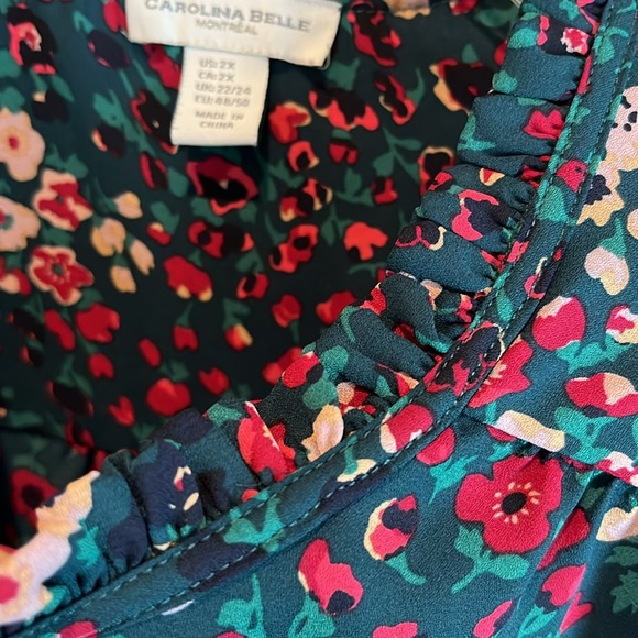 Carolina Belle Top Floral Blouse 2x - Picture 8 of 10